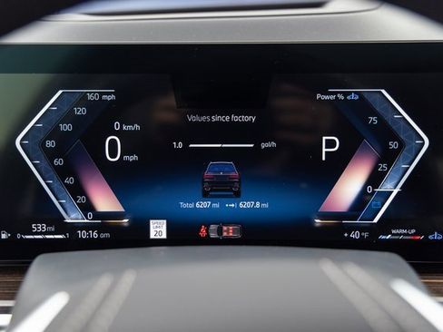 Certified 2025 BMW X7 xDrive40i image 2