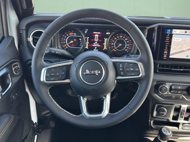 Used 2025 Jeep Wrangler Unlimited Sahara AWD/4WD image 29