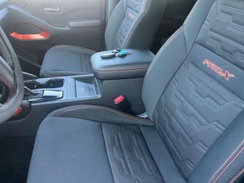 Used 2025 Nissan Frontier Pro-X w/ Pro Convenience Package RWD image 9