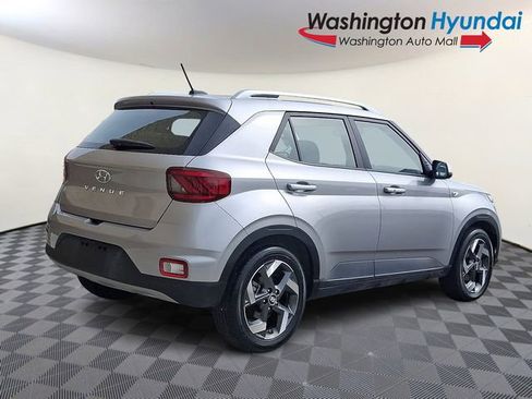 Certified 2026 Hyundai Venue SEL FWD image 6