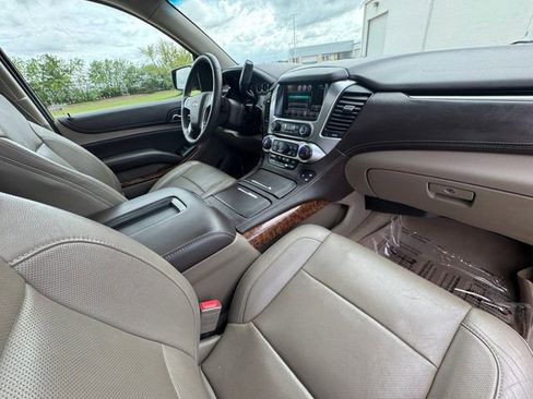 Used 2015 Chevrolet Suburban LTZ image 32