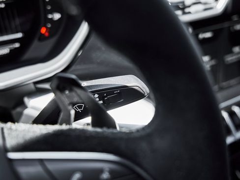 Used 2022 Lamborghini Urus AWD/4WD image 61