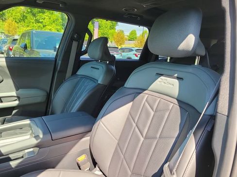 New 2027 Kia Telluride SX X-Line AWD/4WD image 17