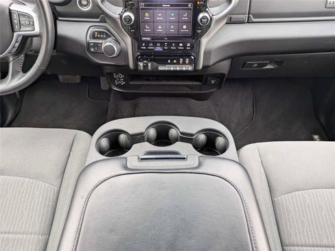 Certified 2024 RAM 2500 Big Horn w/ Safety Group AWD/4WD image 21