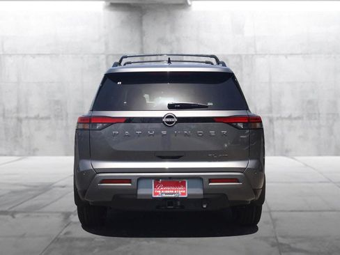 New 2026 Nissan Pathfinder SL w/ SL Premium Package AWD/4WD image 6