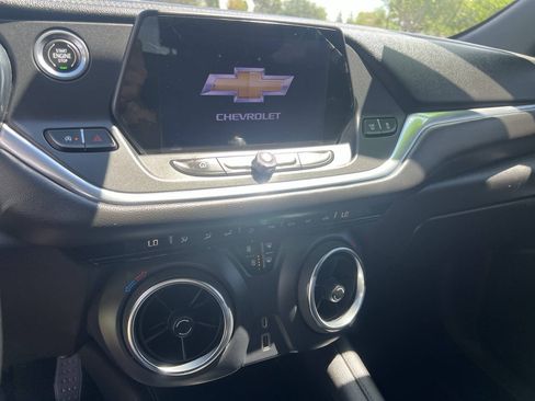Used 2021 Chevrolet Blazer LT FWD image 36