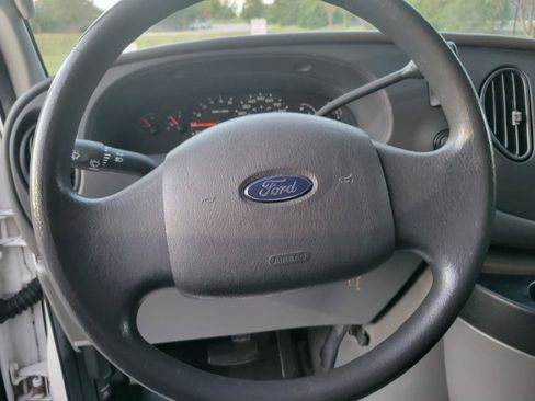 Used 2008 Ford E-350 and Econoline 350 Extended Super Duty RWD image 26
