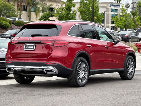 New 2025 Mercedes-Benz GLC 300 4MATIC image 3
