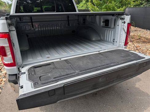 Used 2022 Ford F150 Lariat w/ Equipment Group 502A High AWD/4WD image 26