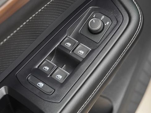 Used 2026 Volkswagen Atlas SE FWD image 22