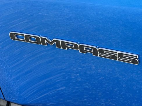 Used 2019 Jeep Compass Sport w/ Tech Group FWD image 11