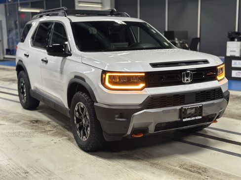 New 2026 Honda Passport TrailSport Elite image 3
