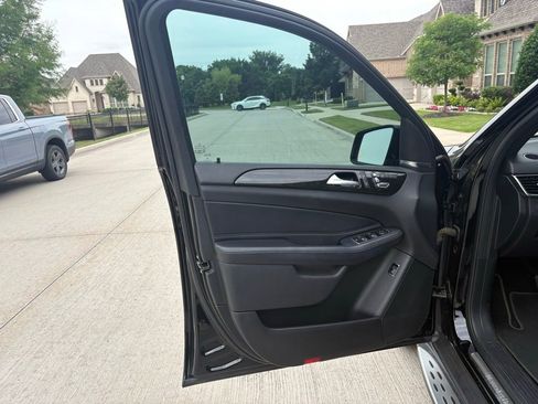 Used 2018 Mercedes-Benz GLE 350 4MATIC image 15