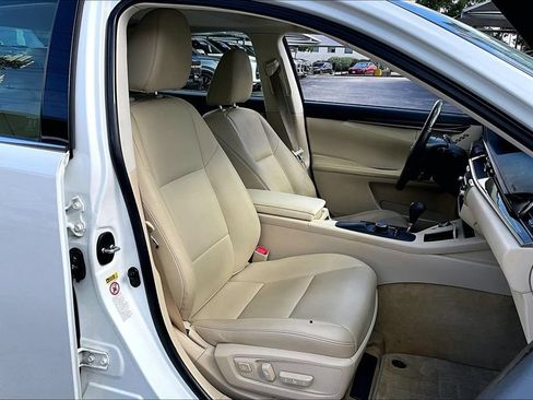 Used 2013 Lexus ES 350 w/ Premium Pkg FWD image 10