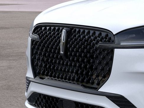 New 2026 Lincoln Aviator AWD image 17