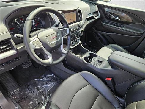 Used 2023 GMC Terrain SLT w/ Infotainment Package II FWD image 10