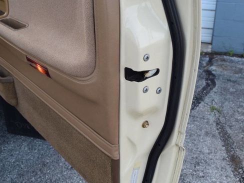 Used 1988 Toyota Pickup SR5 image 62