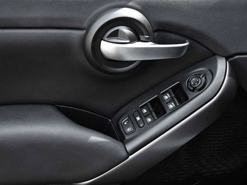 Used 2020 FIAT 500X Pop AWD/4WD image 24