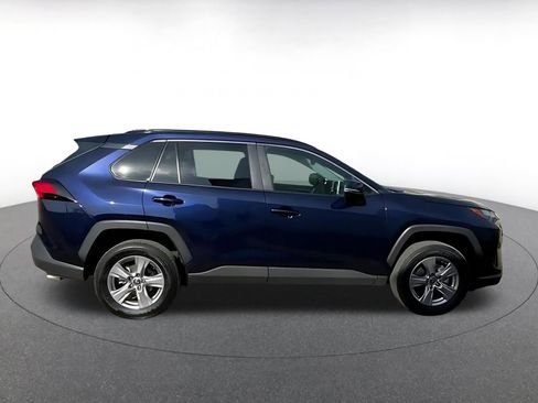 Used 2025 Toyota RAV4 XLE image 16