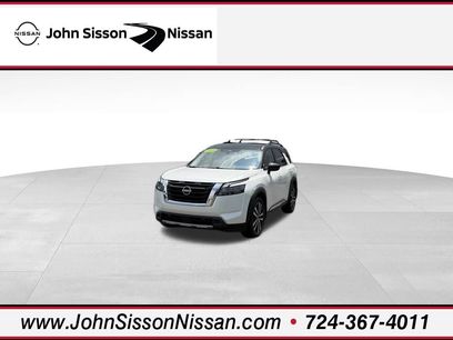 Used 2025 Nissan Pathfinder Platinum