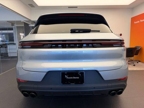New 2026 Porsche Cayenne AWD/4WD image 9