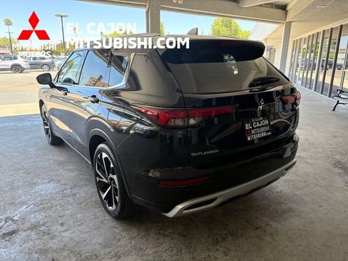 Used 2024 Mitsubishi Outlander SEL AWD/4WD image 6