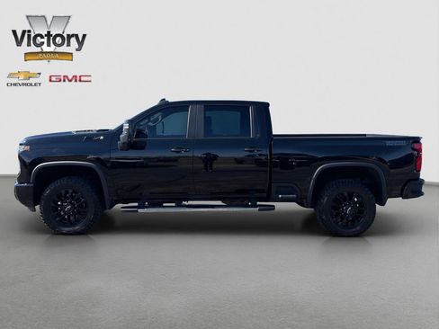 Used 2025 Chevrolet Silverado 2500 LT w/ Trail Boss Package image 3