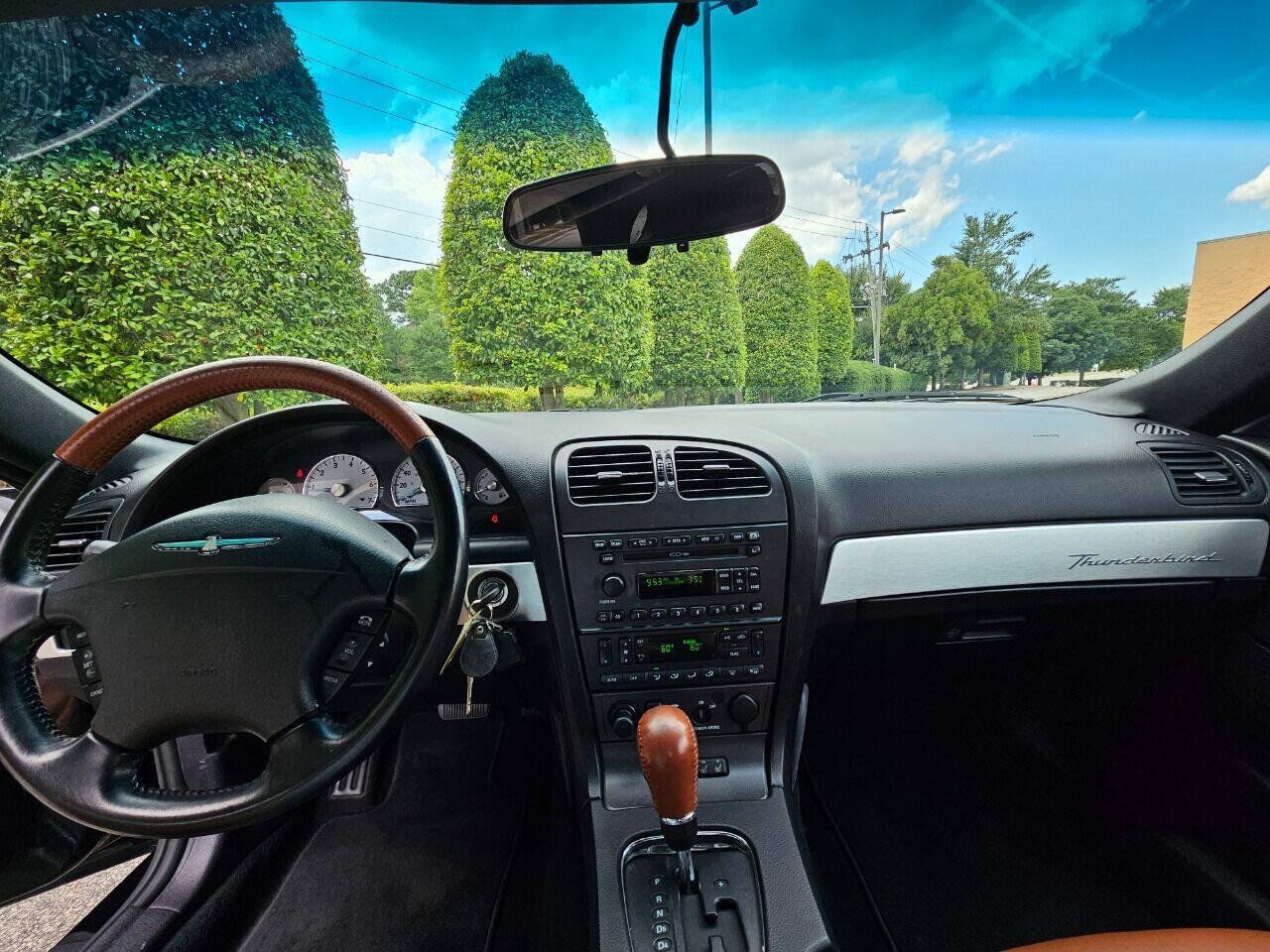 Used 2003 Ford Thunderbird RWD image 13