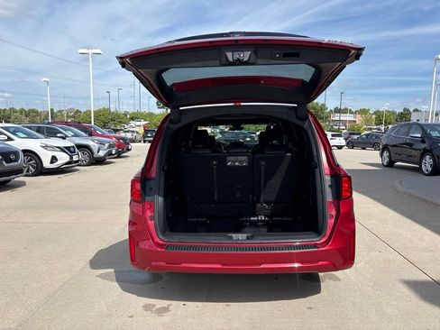 Used 2025 Honda Odyssey Sport-L image 41