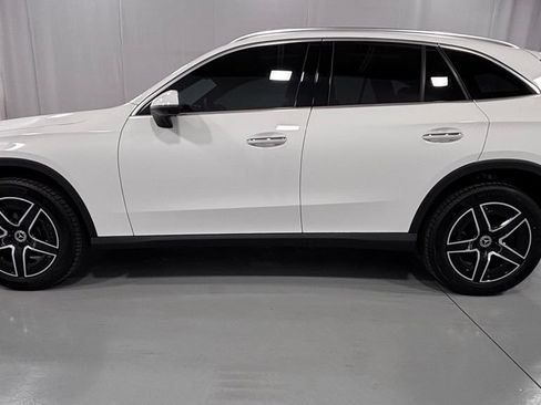 Certified 2025 Mercedes-Benz GLC 300 4MATIC image 9
