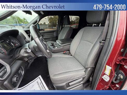 Used 2024 RAM 2500 Tradesman w/ Chrome Appearance Group AWD/4WD image 9
