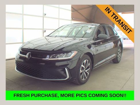 Used 2025 Volkswagen Jetta S image 1