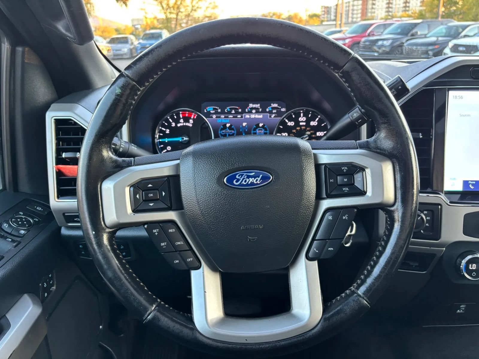 Used 2022 Ford F350 Lariat AWD/4WD image 15