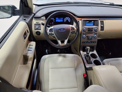 Used 2019 Ford Flex SE FWD image 25
