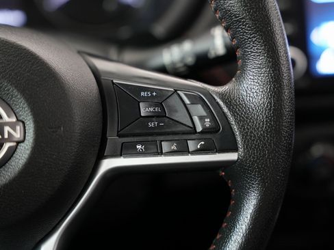 Used 2023 Nissan Kicks SR image 13