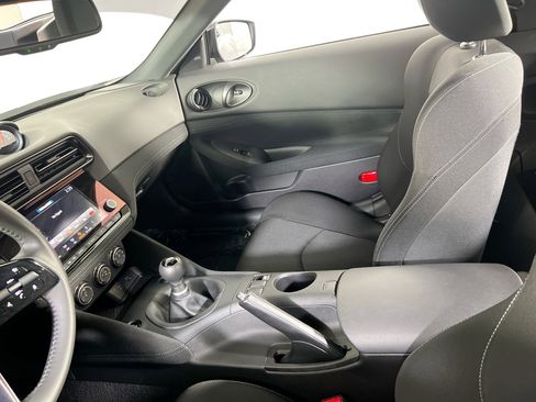 Used 2024 Nissan Z Sport w/ Floor Mat Package image 21
