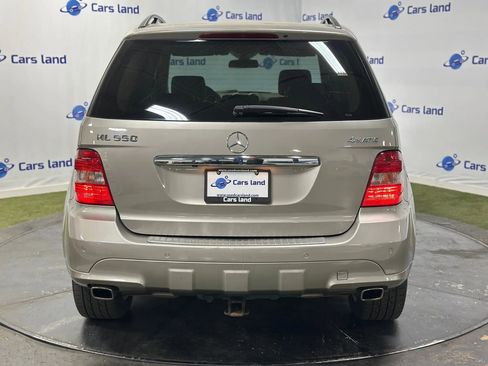 Used 2008 Mercedes-Benz ML 550 4MATIC image 4