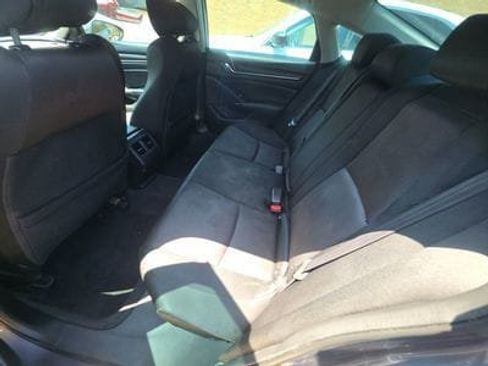 Used 2019 Honda Accord EX image 16