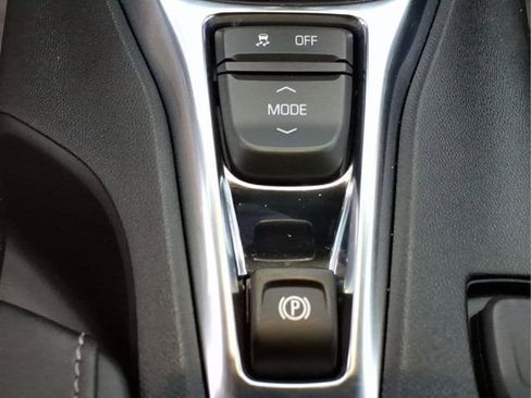 Used 2023 Chevrolet Camaro LT image 19