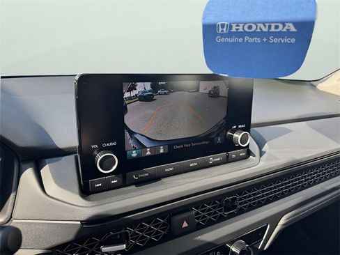 Used 2024 Honda Accord EX image 22