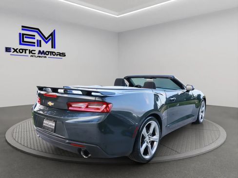 Used 2017 Chevrolet Camaro SS RWD image 3