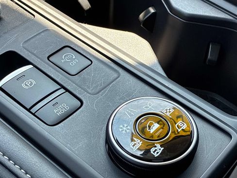 Certified 2025 Nissan Pathfinder S AWD/4WD image 28