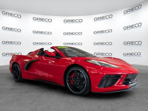 Used 2022 Chevrolet Corvette Stingray Premium Conv w/ Z51 Performance Package RWD image 1