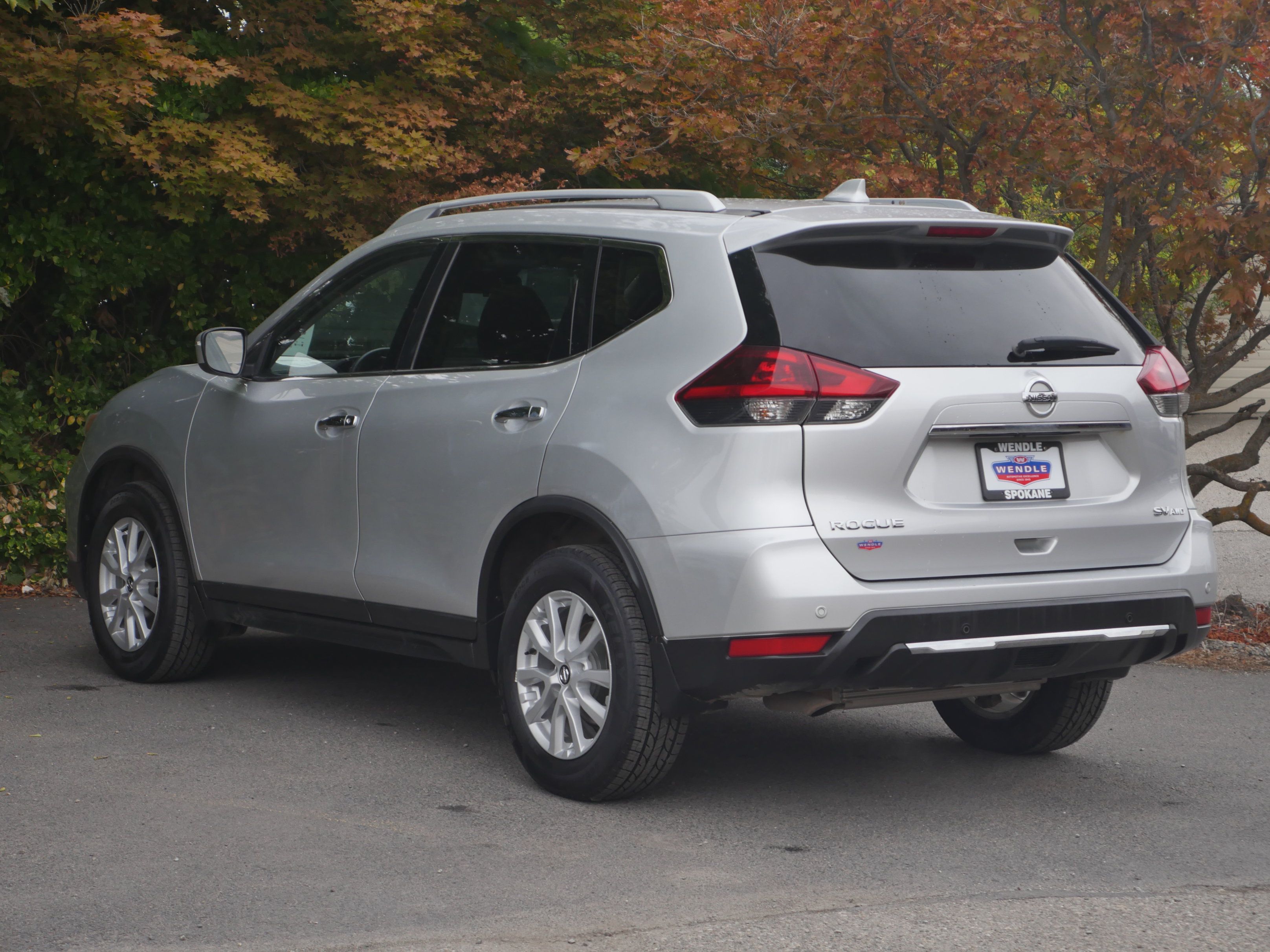 Used 2020 Nissan Rogue SV AWD/4WD image 14
