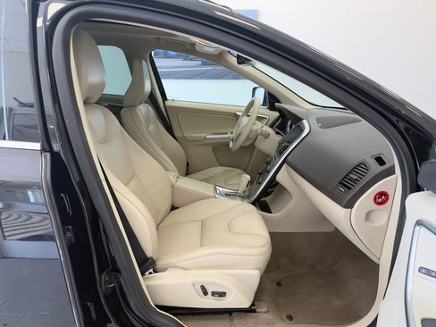 Used 2012 Volvo XC60 T6 image 26
