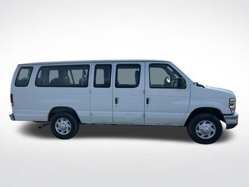 Used 2012 Ford E-350 and Econoline 350 XLT RWD image 5
