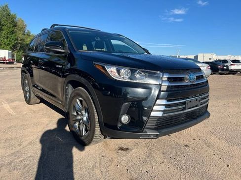 Used 2018 Toyota Highlander Limited Platinum AWD/4WD image 8