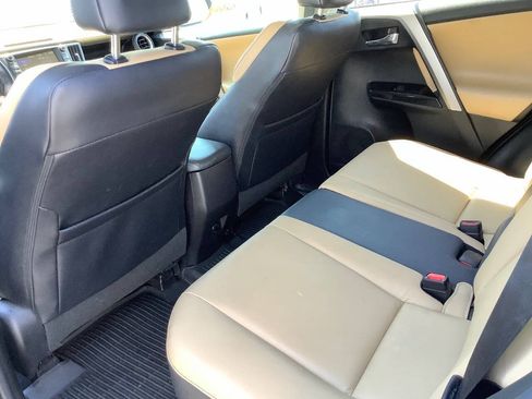 Used 2016 Toyota RAV4 Limited AWD/4WD image 31