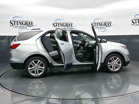 Used 2019 Chevrolet Equinox Premier AWD/4WD image 36