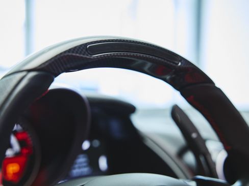 Used 2021 Ferrari 812 GTS image 21